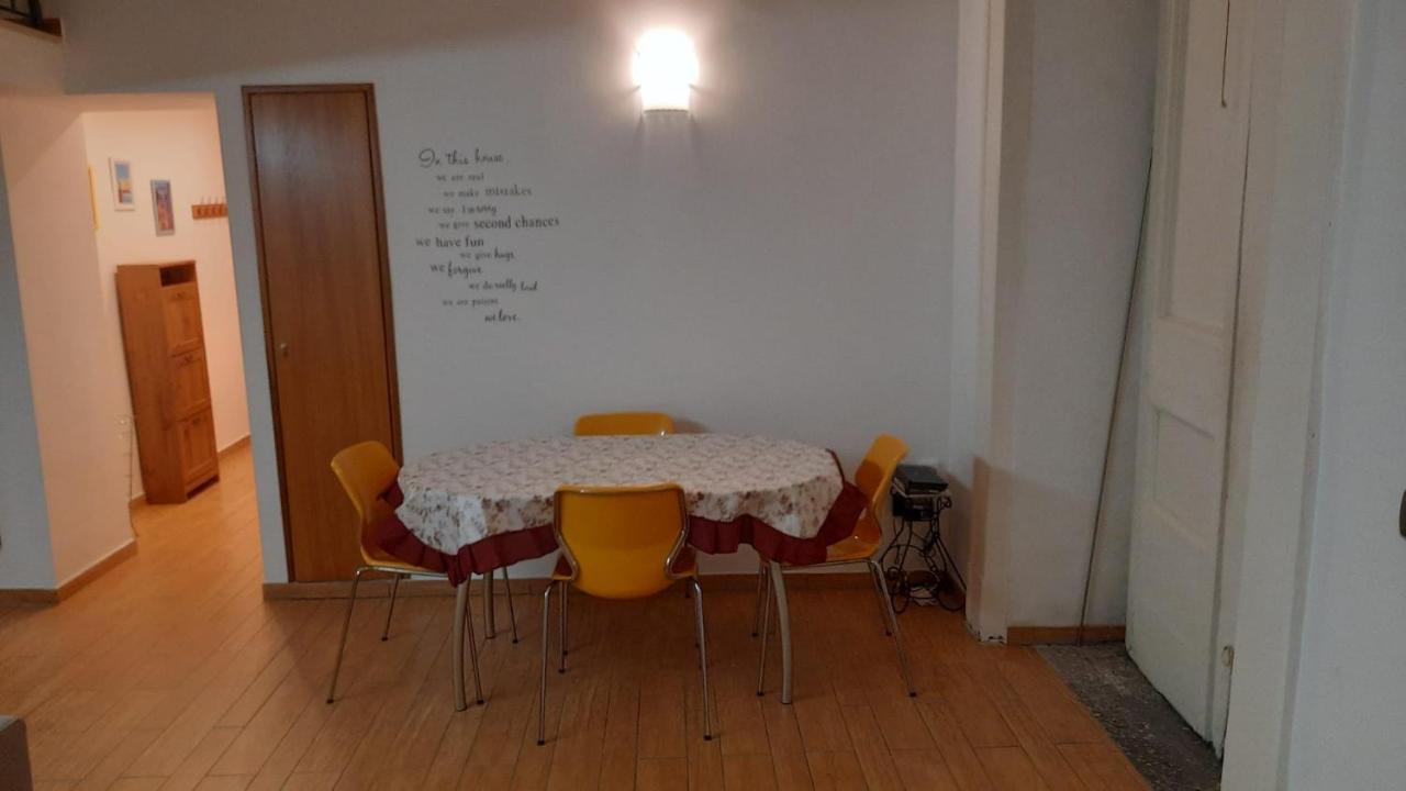 White Home Quartieri Spagnoli Neapol Zewnętrze zdjęcie